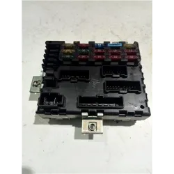 Recambio de caja fusibles/rele para fiat i punto (176) berlina (1993) 60 1.2 referencia OEM IAM 7755601C110  