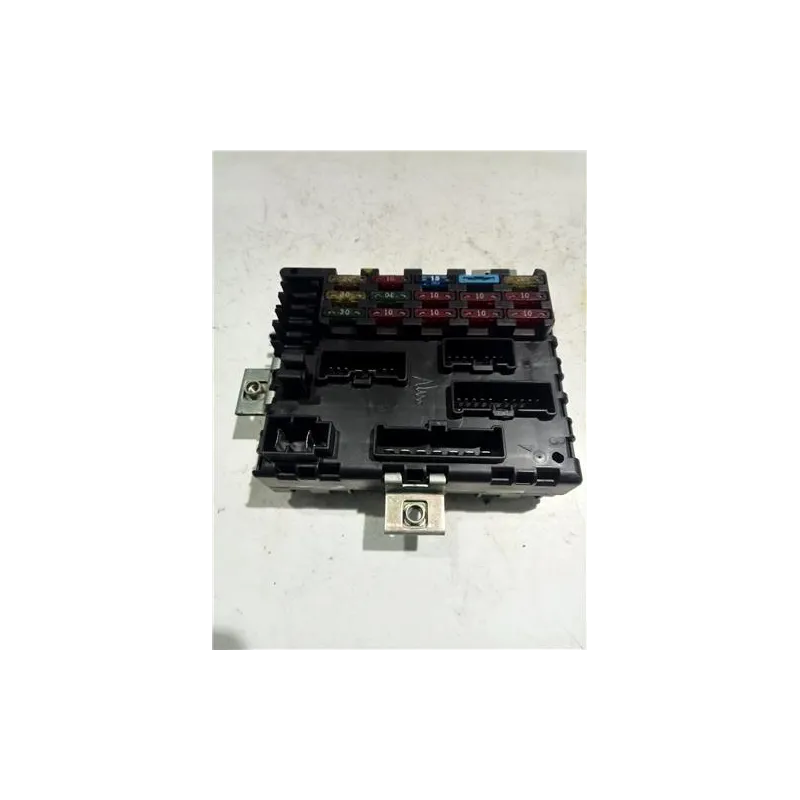 Recambio de caja fusibles/rele para fiat i punto (176) berlina (1993) 60 1.2 referencia OEM IAM 7755601C110  