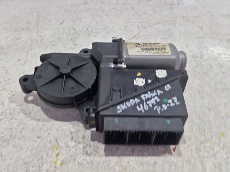 Recambio de motor elevalunas delantero izquierdo para skoda fabia i (6y2) 1.9 sdi referencia OEM IAM 6Q1959801  