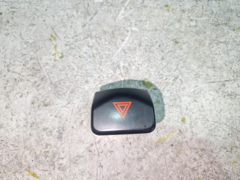 Recambio de boton emergencia para nissan note (e11, ne11) 1.5 dci referencia OEM IAM 06019  