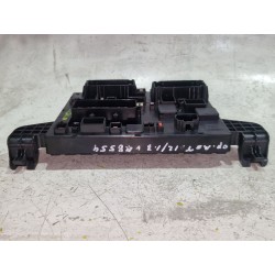 Recambio de caja reles / fusibles para opel astra j (p10) 1.7 cdti (68) referencia OEM IAM RP365927271  
