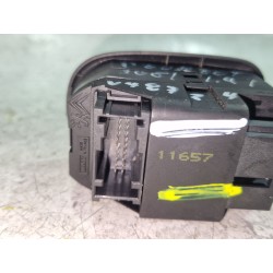 Recambio de mando elevalunas delantero izquierdo para peugeot 306 (7b, n3, n5) 1.9 sld referencia OEM IAM 11657  