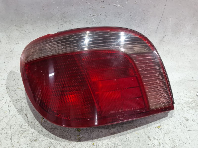 Recambio de piloto trasero izquierdo para toyota yaris (_p1_) 1.0 (scp10_) referencia OEM IAM   