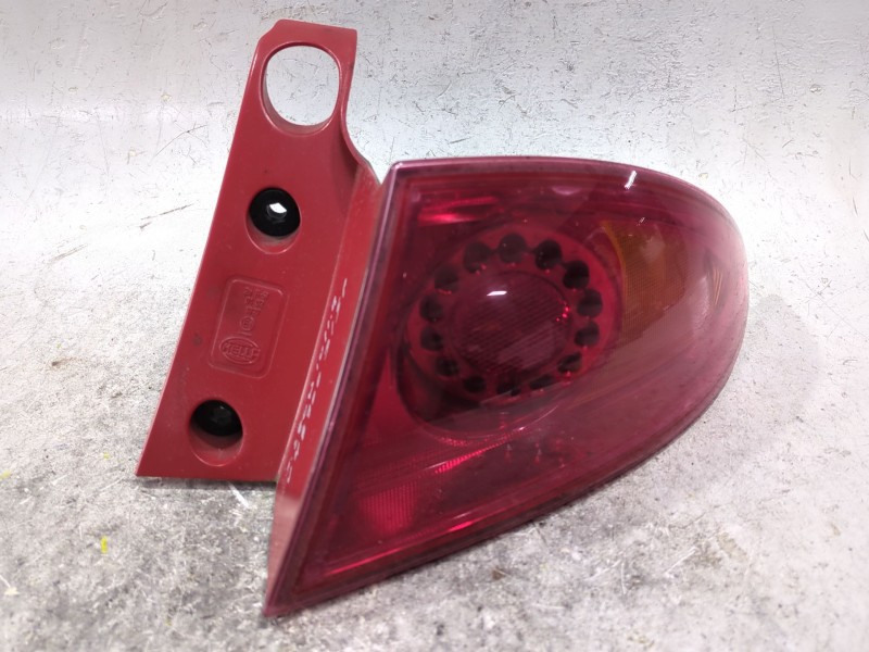 Recambio de piloto trasero derecho para seat leon (1p1) 1.9 tdi referencia OEM IAM   