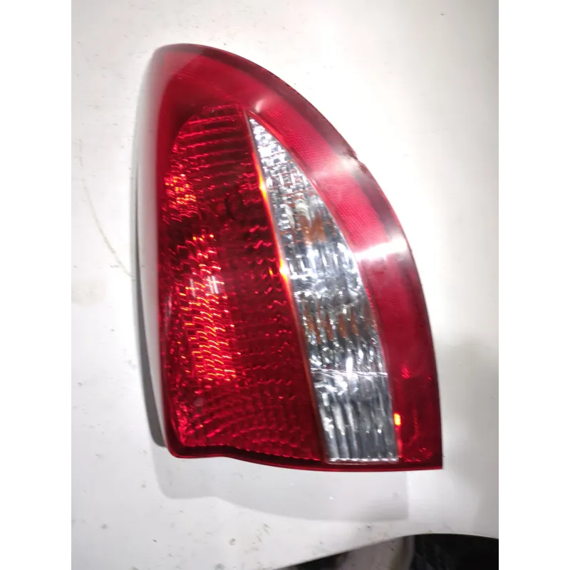 Recambio de piloto trasero derecho para kia rio (bc)(2000) 1.4 referencia OEM IAM   