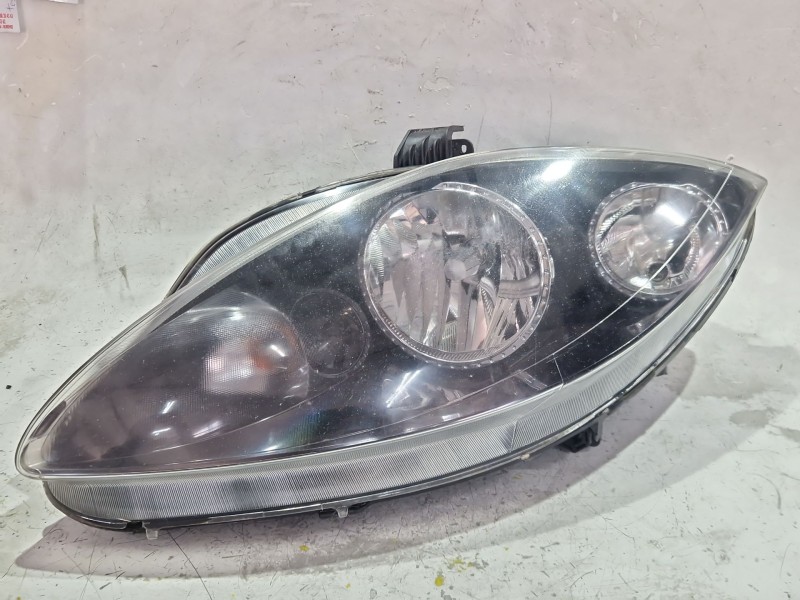 Recambio de faro delantero izquierdo para seat leon (1p1) 1.9 tdi referencia OEM IAM 5P1941005D  