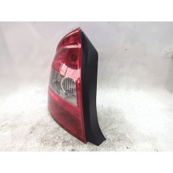 Recambio de piloto trasero izquierdo para kia cerato i sedán (ld) 2.0 crdi referencia OEM IAM 924012F0  