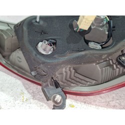 Recambio de piloto trasero izquierdo para toyota yaris (_p13_) 1.5 hybrid (nhp130_) referencia OEM IAM E115601  