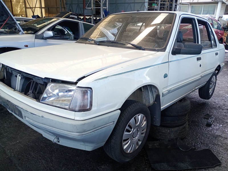 peugeot 309 ii (3c, 3a) del año 1992