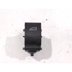 MANDO ELEVALUNAS DELANTERO DERECHO AM5T14529BB 