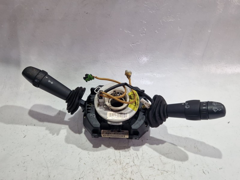 Recambio de mando multifuncion para fiat stilo (192) multi wagon (2003) 1.9 jtd referencia OEM IAM 07353682470  