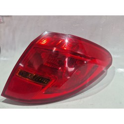Recambio de piloto trasero izquierdo para opel meriva b monospace (s10) 1.7 cdti (75) referencia OEM IAM 13253628  