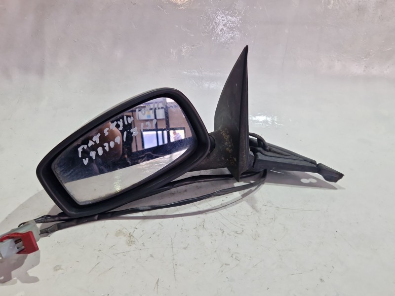 Recambio de retrovisor izquierdo para fiat stilo (192) multi wagon (2003) 1.9 jtd referencia OEM IAM E30158459  