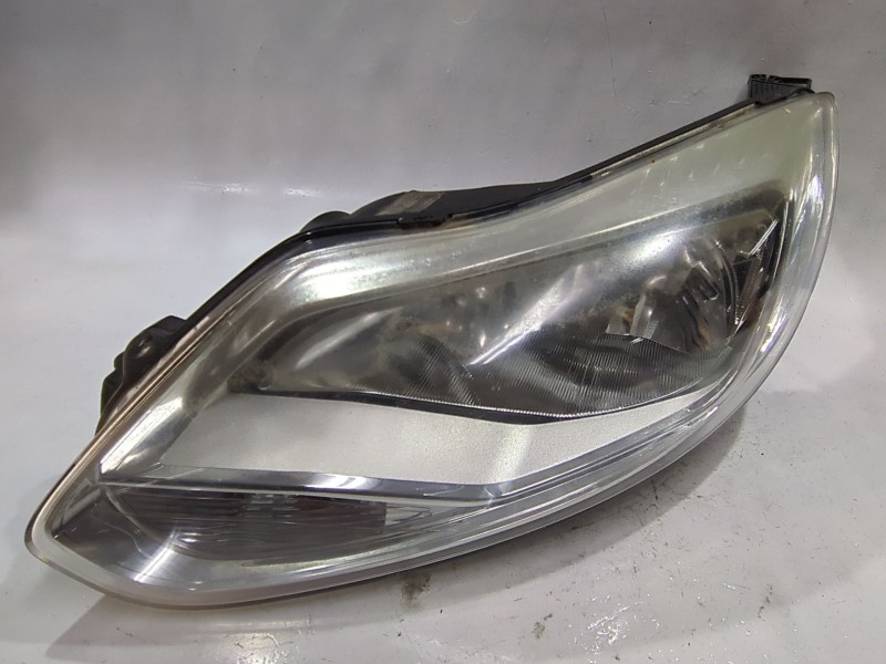 Recambio de faro delantero izquierdo para ford focus iii 1.6 tdci referencia OEM IAM BM5113W030AH  