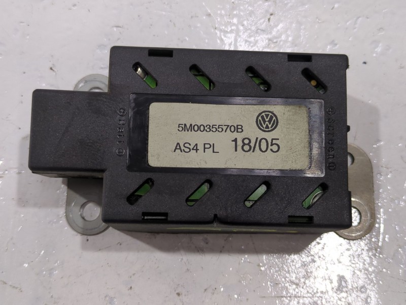 Recambio de modulo electronico para volkswagen golf v (1k1) 2.0 tdi referencia OEM IAM 5M0035570B  