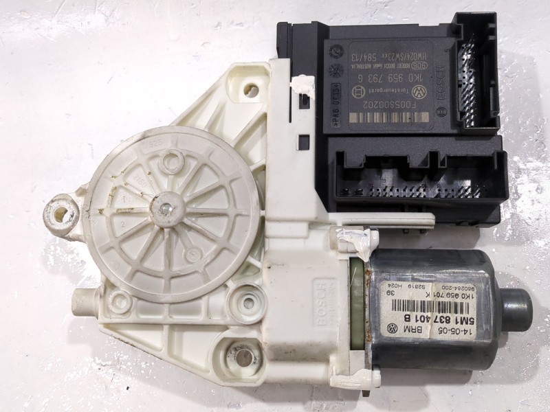 Recambio de motor elevalunas delantero izquierdo para volkswagen golf v (1k1) 2.0 tdi referencia OEM IAM 5M1837401B  