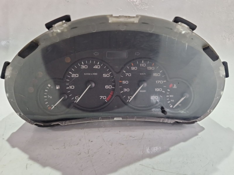 Recambio de cuadro completo para peugeot 206 (1998) 1.1 i referencia OEM IAM 09031989901  