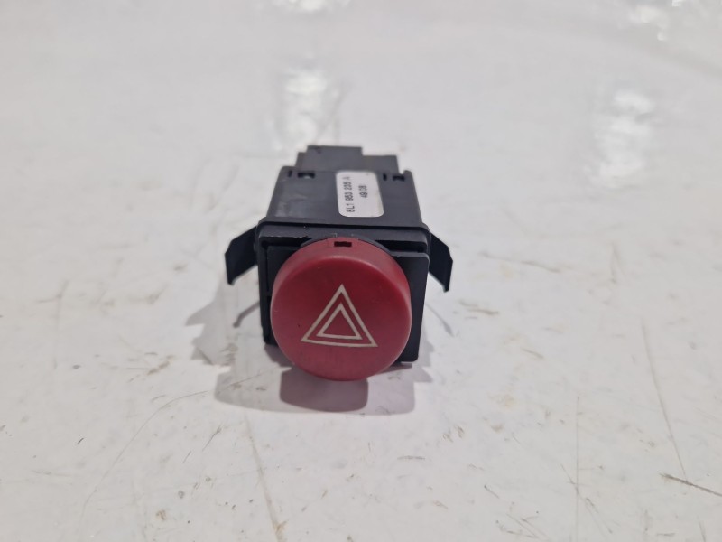 Recambio de boton emergencia para ford fiesta v (jh_, jd_) 1.4 16v referencia OEM IAM 6L1953235A  