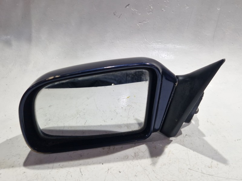 Recambio de retrovisor izquierdo para hyundai elantra iii (xd) 2.0 crdi referencia OEM IAM e4021001  