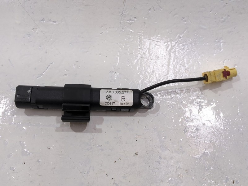 Recambio de centralita antena para volkswagen golf v (1k1) 2.0 tdi referencia OEM IAM 5M0035577  