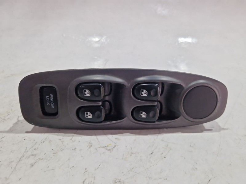Recambio de mando elevalunas delantero izquierdo para hyundai accent (lc)(2000) 1.3 referencia OEM IAM 20427P  