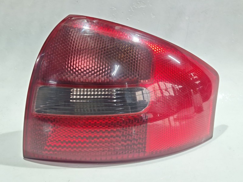 Recambio de piloto trasero derecho para audi a6 c5 (4b2, 4b4) 2.5 tdi referencia OEM IAM 4B5945096  