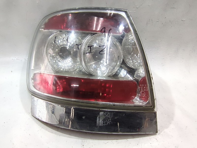 Recambio de piloto trasero izquierdo para audi a4 b5 (8d2) 1.9 tdi referencia OEM IAM SK3711ADA495  