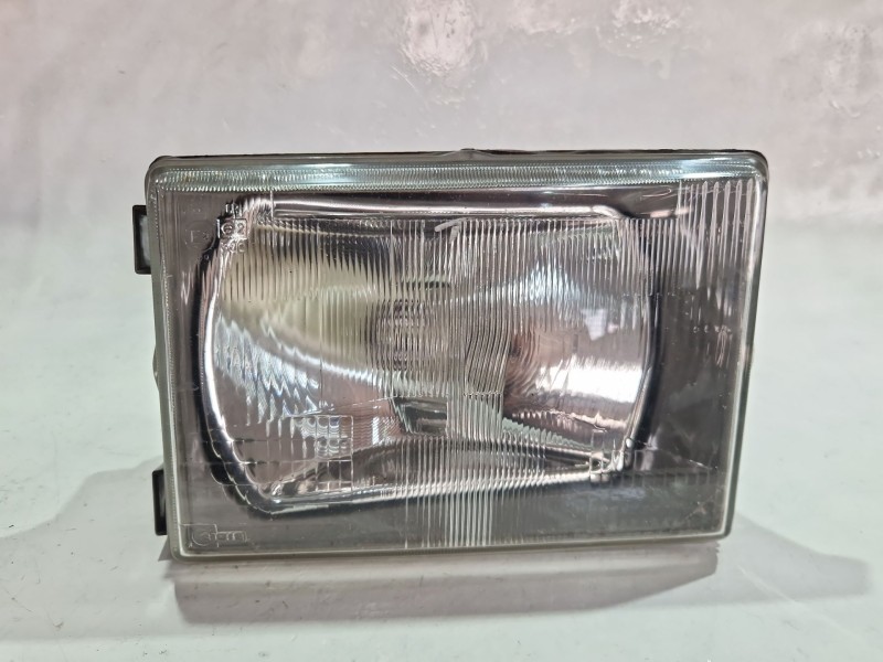Recambio de faro delantero derecho para renault trafic furgoneta (t_, p_, v_) 2.1 d referencia OEM IAM 480298  