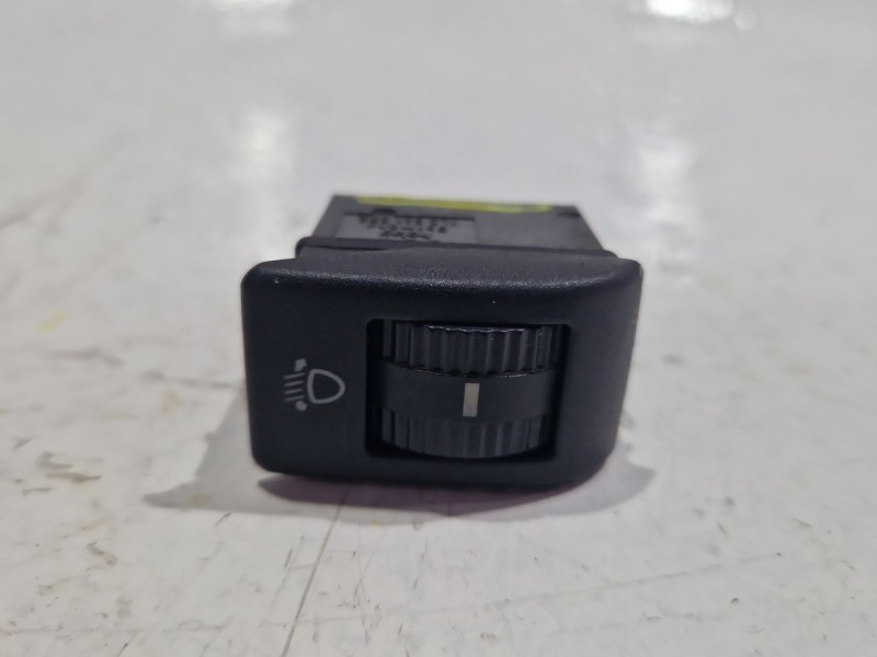 Recambio de regulador altura luces para seat toledo i (1l2) 2.0 i referencia OEM IAM 1L0941333  