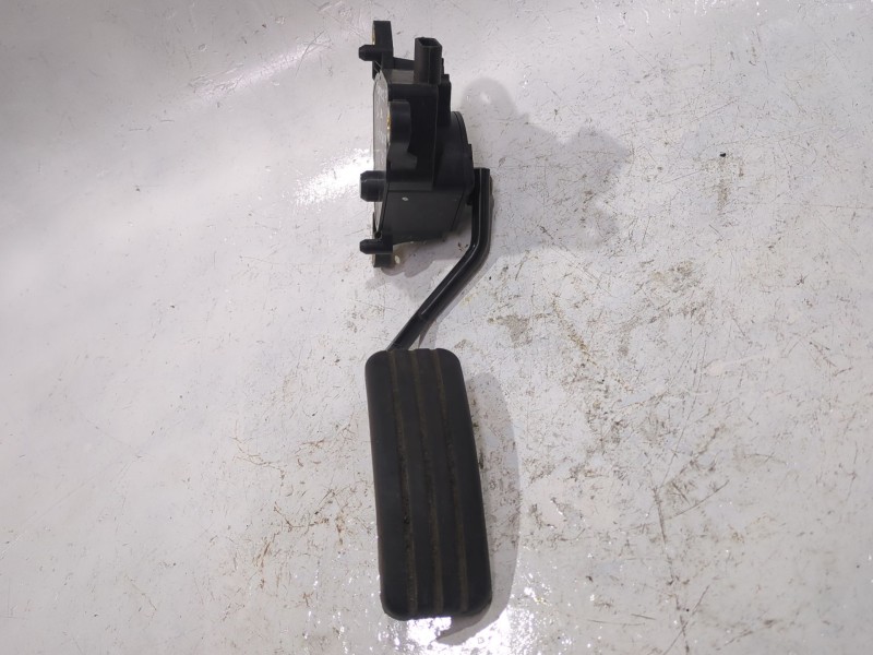 Recambio de potenciometro pedal para renault megane ii (bm0/1_, cm0/1_) 1.5 dci referencia OEM IAM 8200153268  