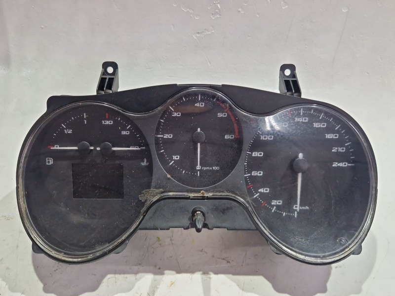 Recambio de cuadro completo para seat leon (1p1) 1.9 tdi referencia OEM IAM VD0A2C53375372  