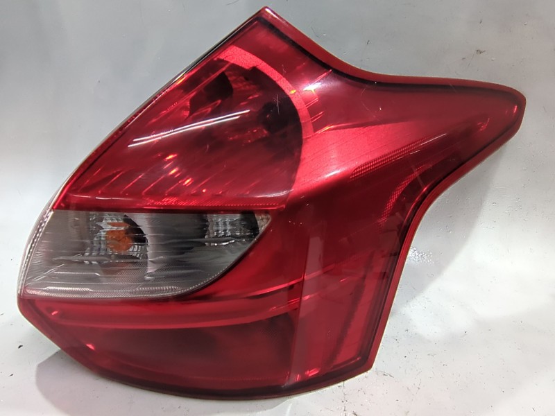Recambio de piloto trasero derecho para ford focus iii 1.6 tdci referencia OEM IAM   