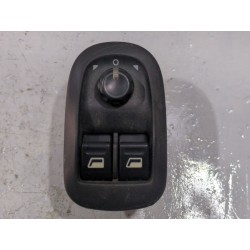 MANDO ELEVALUNAS DELANTERO IZQUIERDO 11657 