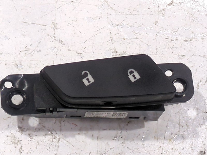 Recambio de boton cierre centralizado para chevrolet aveo fastback 1.3 d referencia OEM IAM 96892119  