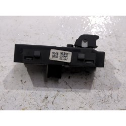 Recambio de mando elevalunas para chevrolet aveo fastback 1.3 d referencia OEM IAM 202008427  