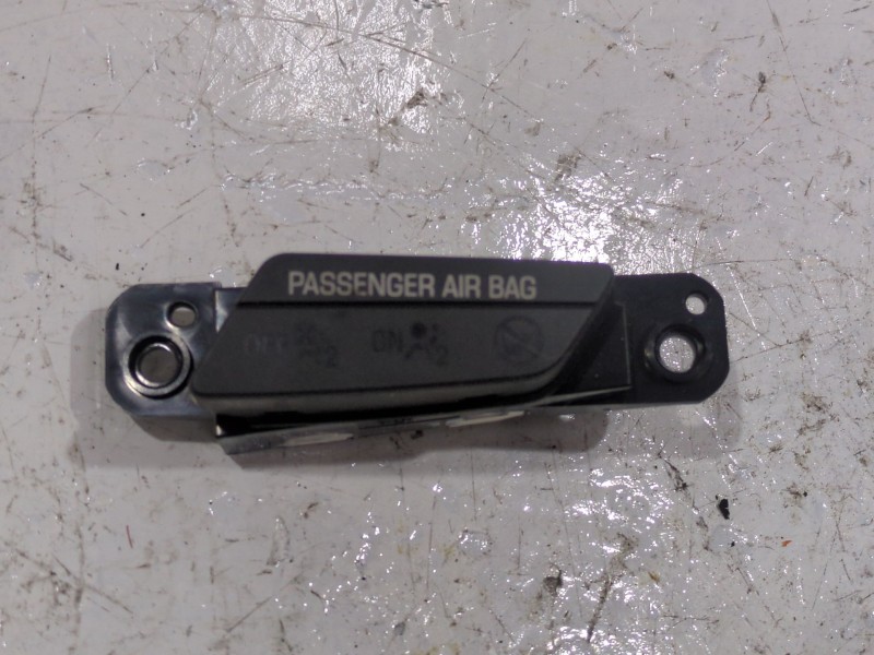 Recambio de testigo cinturon para chevrolet aveo fastback 1.3 d referencia OEM IAM 96991797  