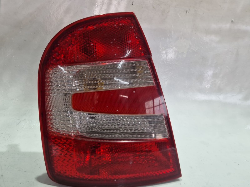 Recambio de piloto trasero izquierdo para skoda fabia i combi (6y5) 1.4 tdi referencia OEM IAM 6Y6945111B  