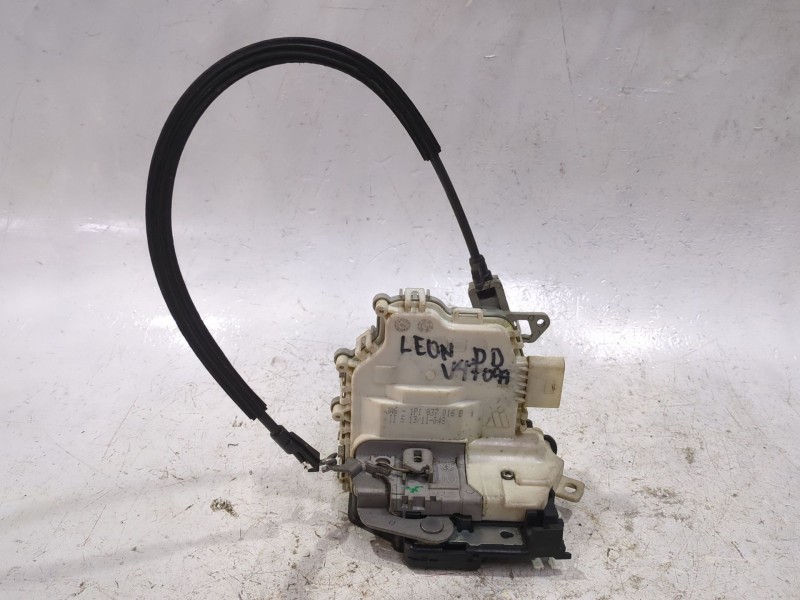 Recambio de cerradura puerta delantera derecha para seat leon (1p1) 1.4 tsi referencia OEM IAM 1P1837016B  