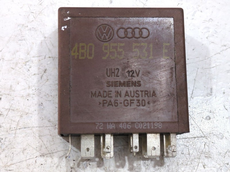 Recambio de caja precalentamiento para audi a4 b5 avant (8d5) 1.9 tdi referencia OEM IAM 4B0955531E  