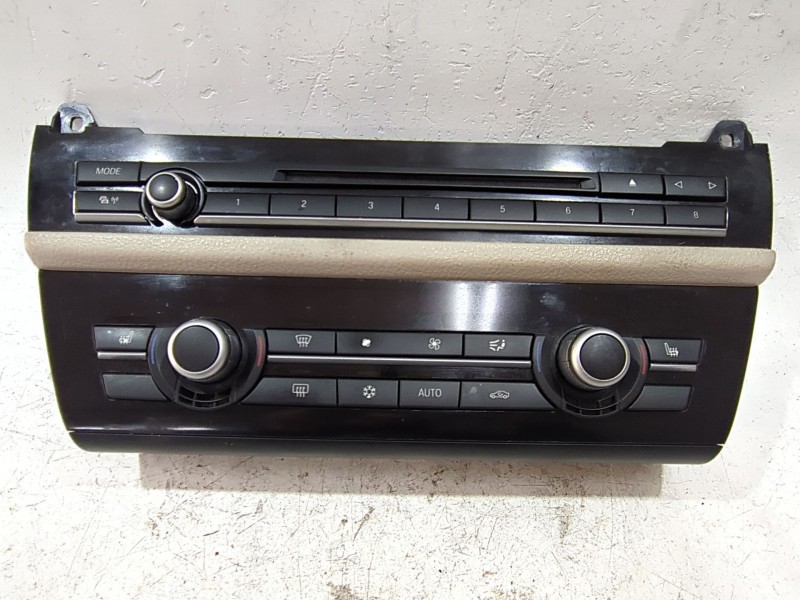 Recambio de sistema audio / radio cd para bmw 5 (f10) 520 d referencia OEM IAM 924970801  