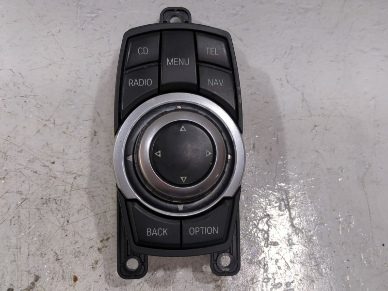 Recambio de joystick navegador para bmw 5 (f10) 520 d referencia OEM IAM 920644401  