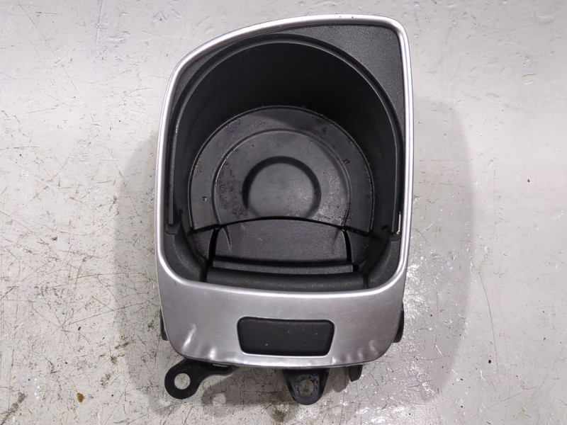 Recambio de portaobjetos consola central para bmw 5 (f10) 520 d referencia OEM IAM 917156106  