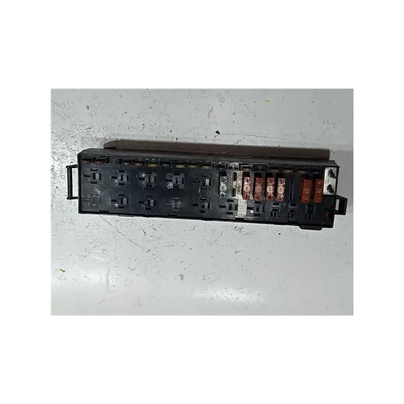 Recambio de caja fusibles/rele para chrysler voyager gs (1996) 2.5 tdic awd referencia OEM IAM 04707891AB  