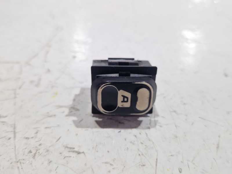 Recambio de mando elevalunas delantero izquierdo para peugeot 806 (1994) 2.0 referencia OEM IAM 0069N  