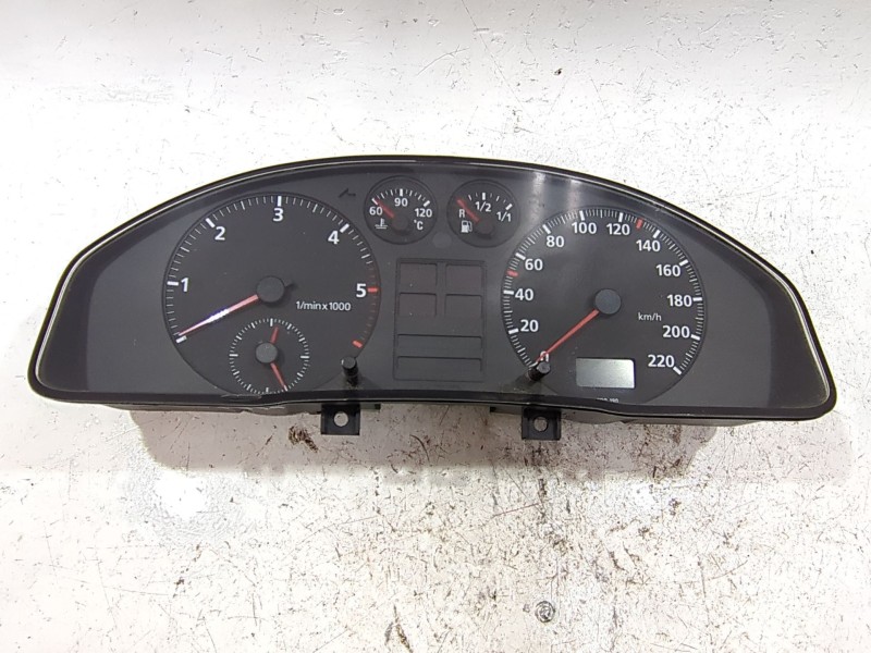Recambio de cuadro completo para audi a4 b5 (8d2) 1.9 tdi referencia OEM IAM 8D0919033A  