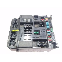 Recambio de caja reles / fusibles para peugeot 307 (3a/c) 1.4 hdi referencia OEM IAM 9644097980  