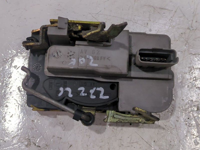 Recambio de cerradura puerta delantera izquierda para citroën xsara (n1) 2.0 hdi 90 referencia OEM IAM   