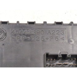 Recambio de caja reles / fusibles para fiat brava (182_) 1.4 12 v (182.ba) referencia OEM IAM 46443390A223  