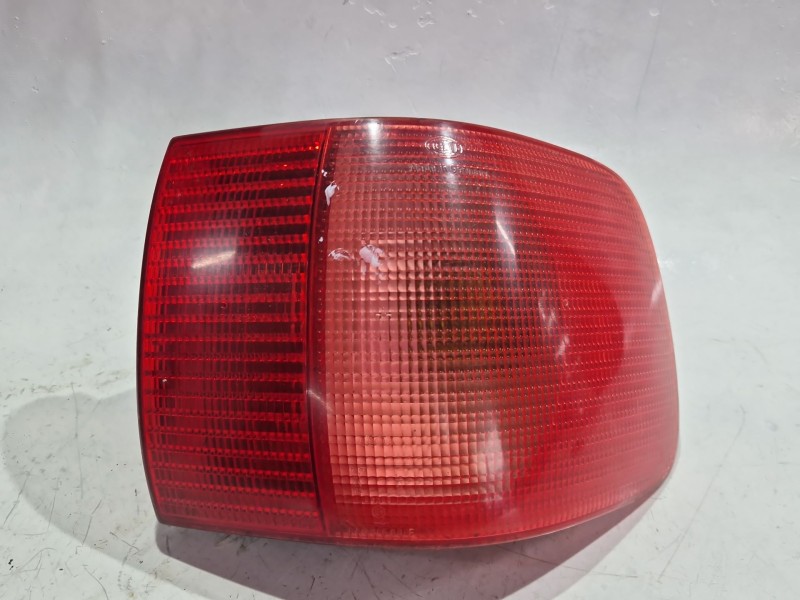Recambio de piloto trasero derecho para audi 80 avant (8c, b4) 1.9 tdi referencia OEM IAM 8A0945096E  