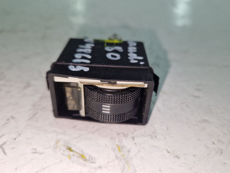 Recambio de regulador altura luces para audi 80 avant (8c, b4) 1.9 tdi referencia OEM IAM 8A0941301  